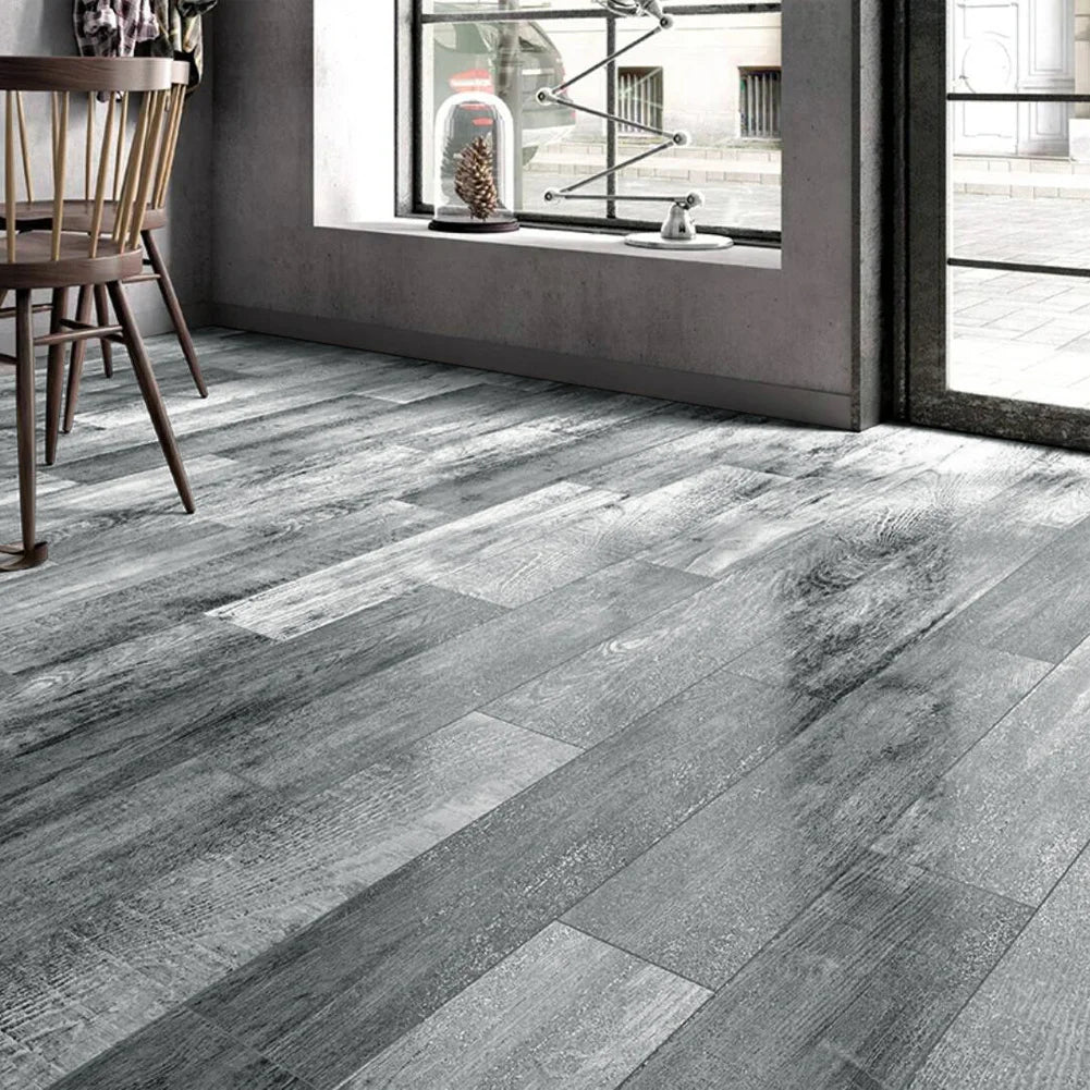 Dark Grey PVC Wood Plank Flooring Scratch & Water Resistant, Realistic Wood Grain, Peel-And-Stick Installation 91.5X15.2Cm